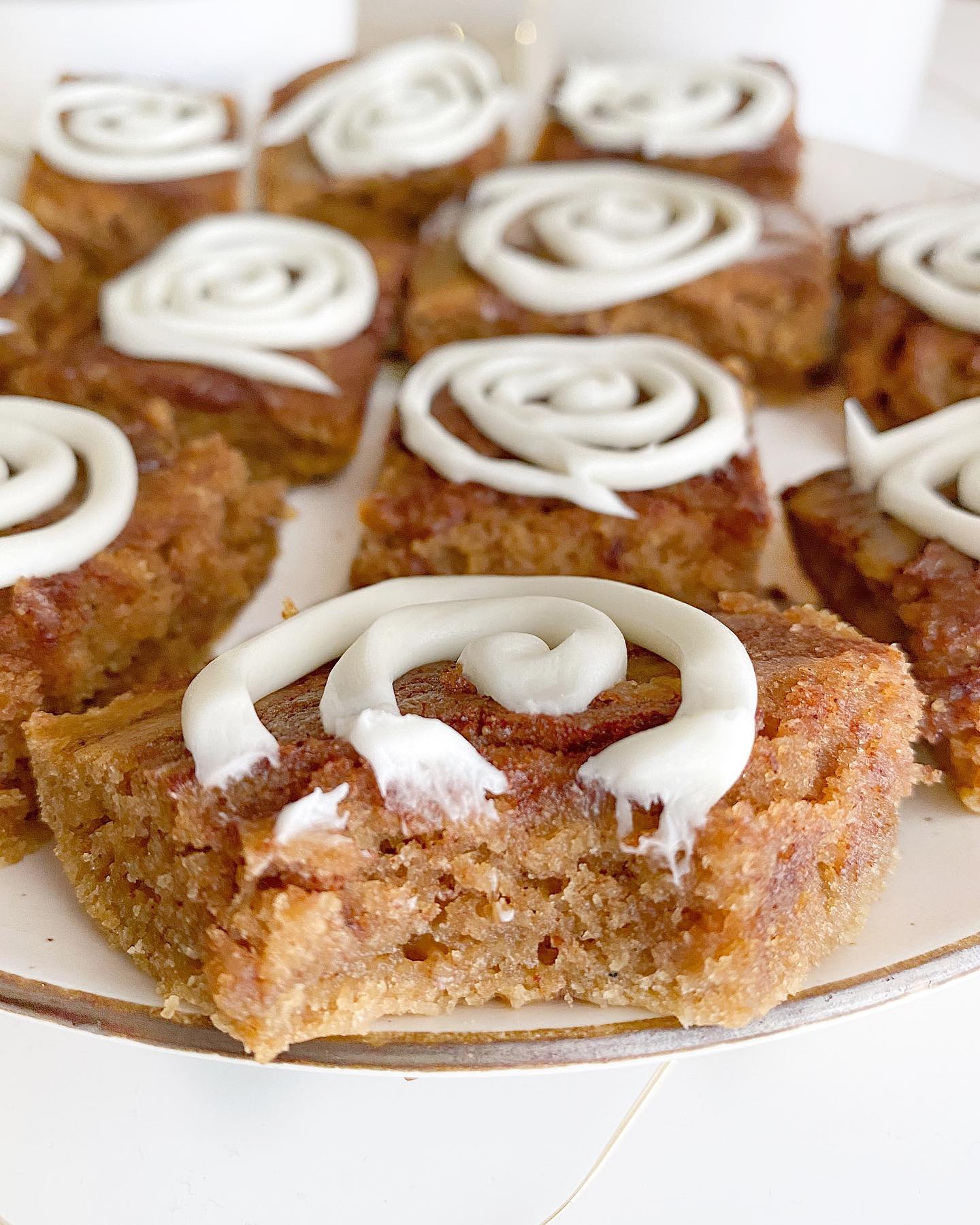 Homemade Cinnamon Swirl Bars