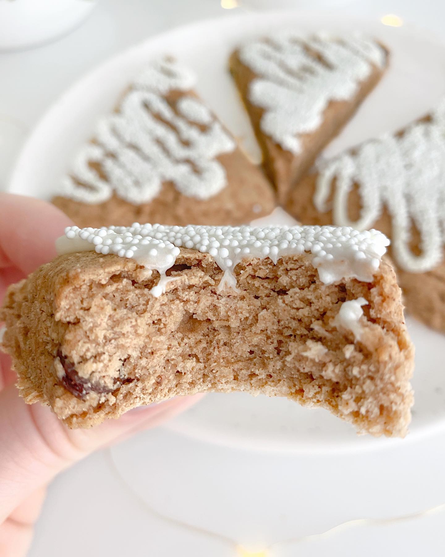 Irresistible Cinnamon Raisin Scone Delights
