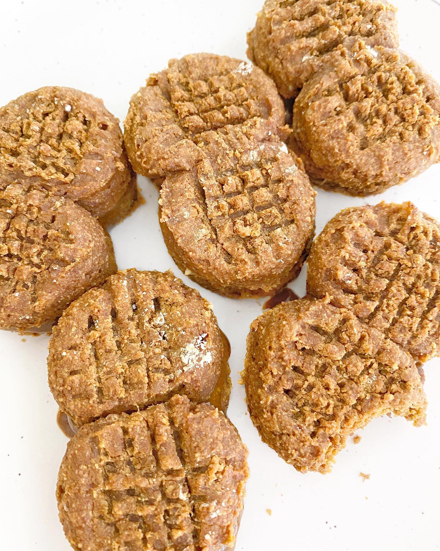 Easy Gluten-Free Vegan Pumpkin Nutter Butters