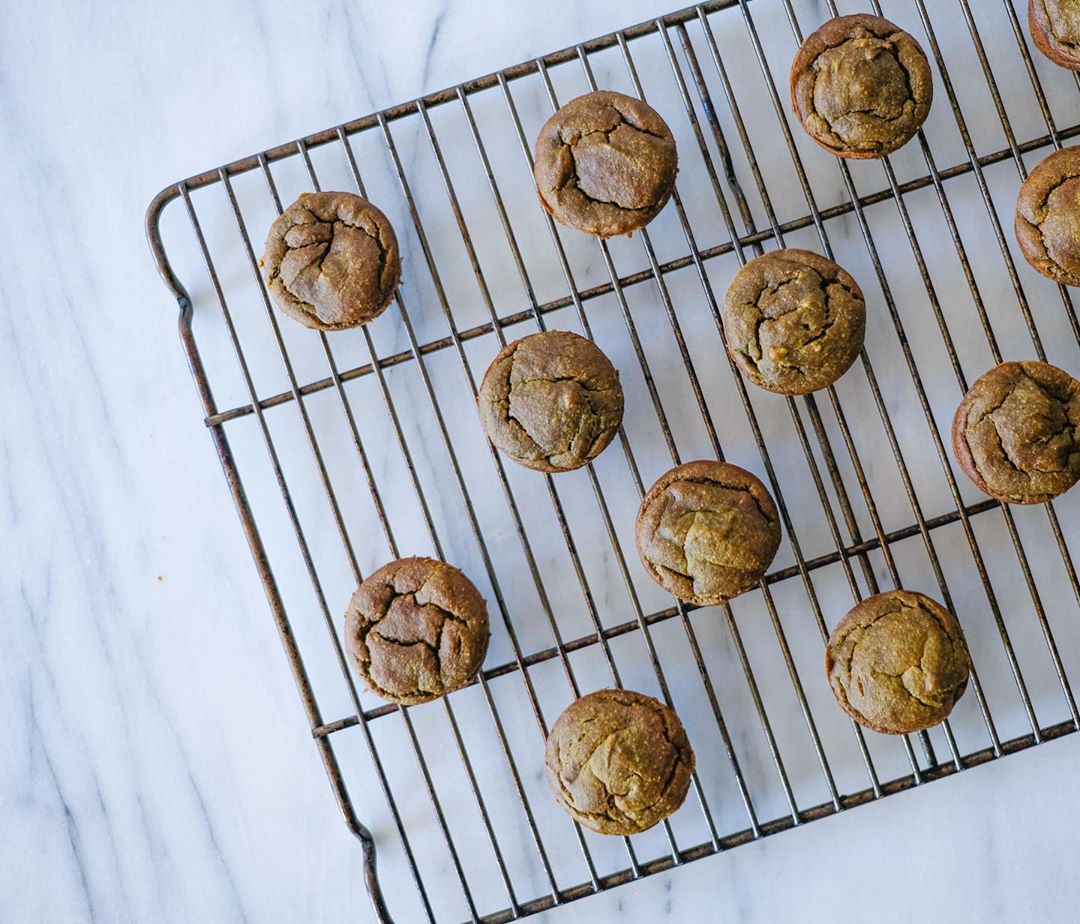 Spinach Banana Mini Muffins
