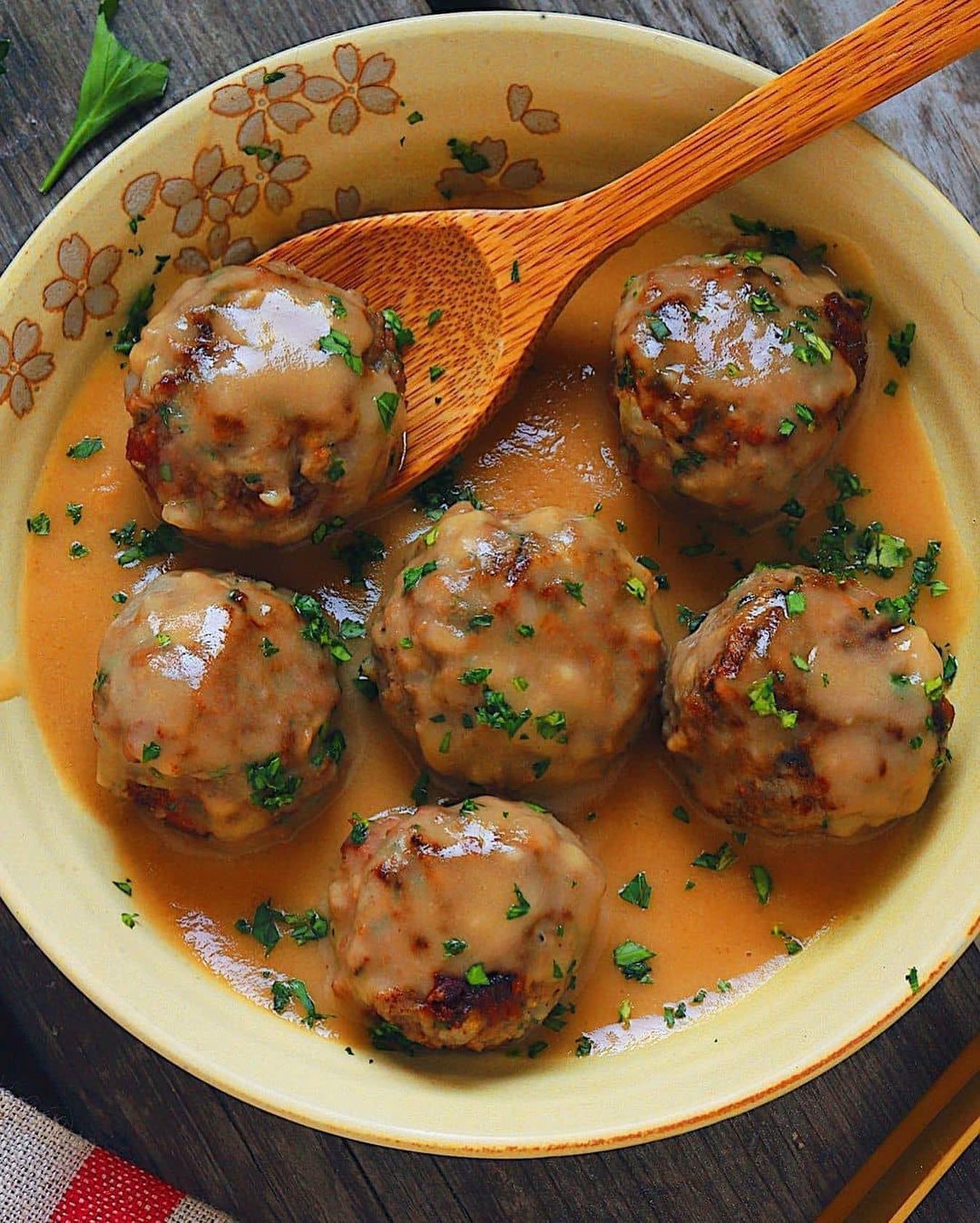 Vegan Swedish Meatballs and Gravy