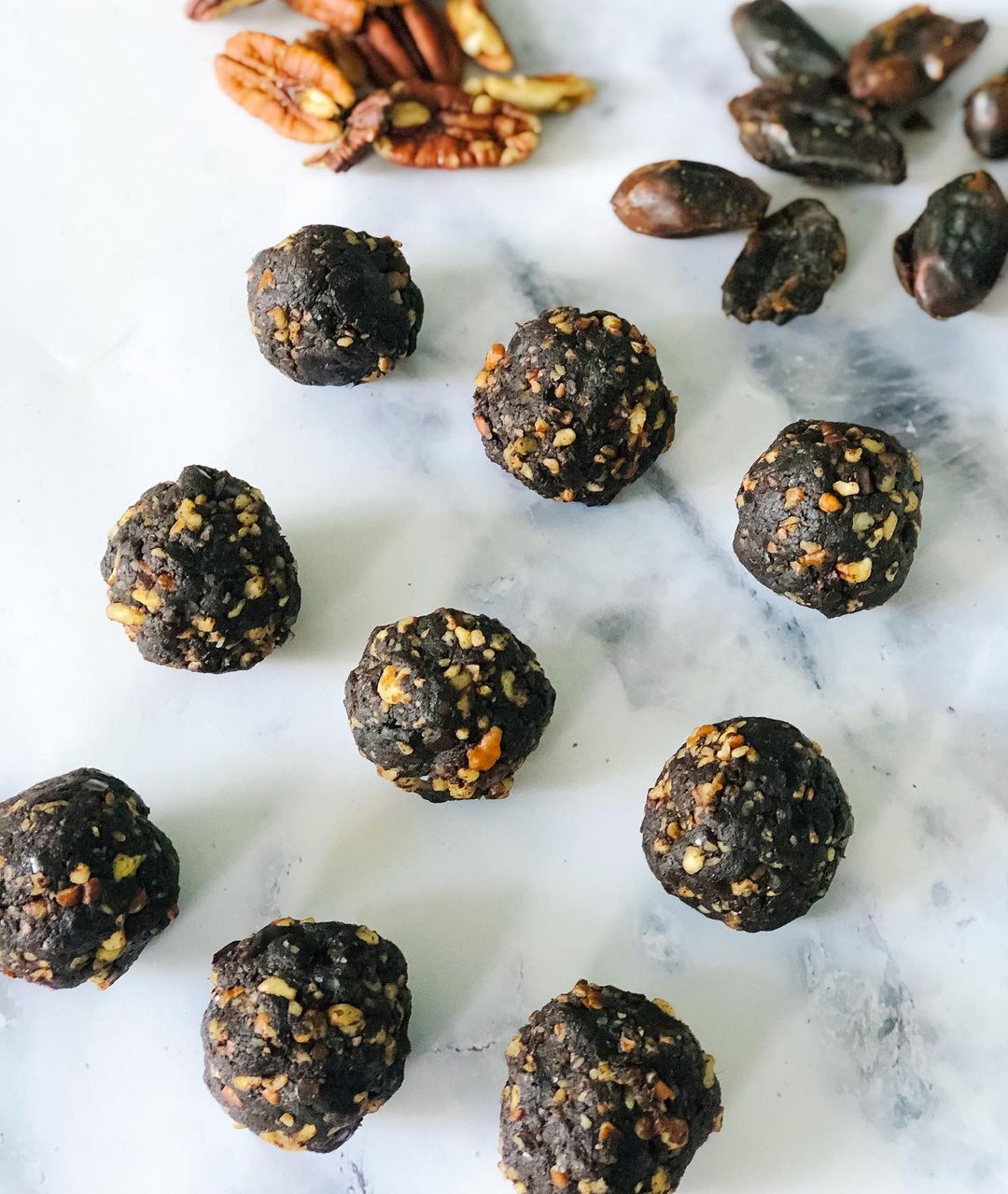 Mint Chocolate Energy Bites