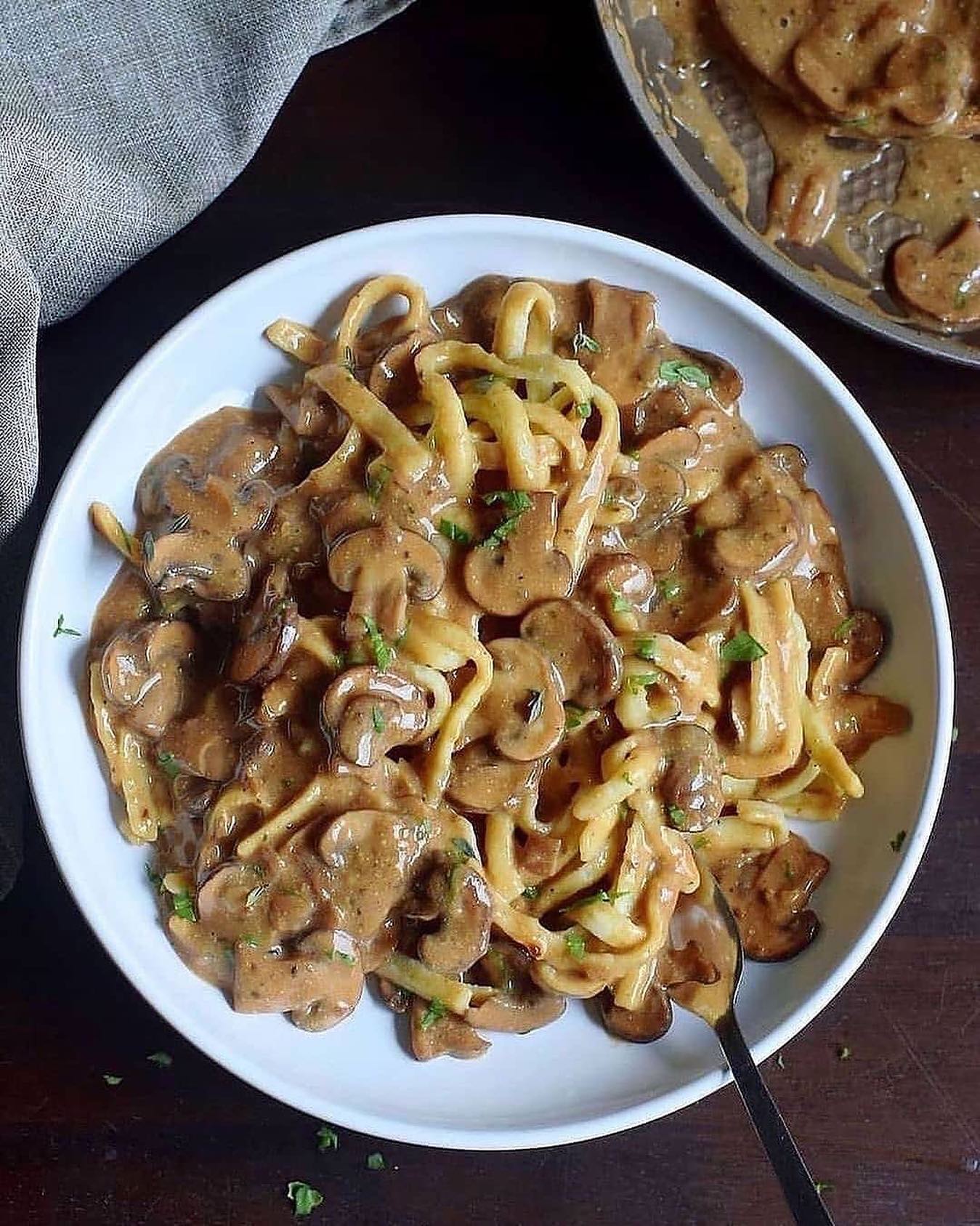 Vegan Creamy Mushroom Stroganoff
