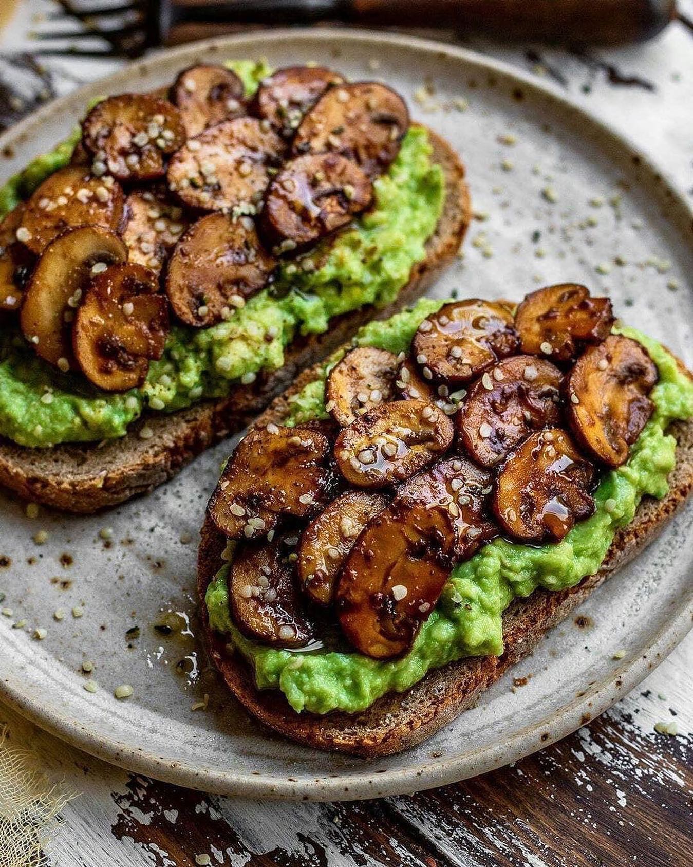 Avocado Garlicky Mushroom Toast