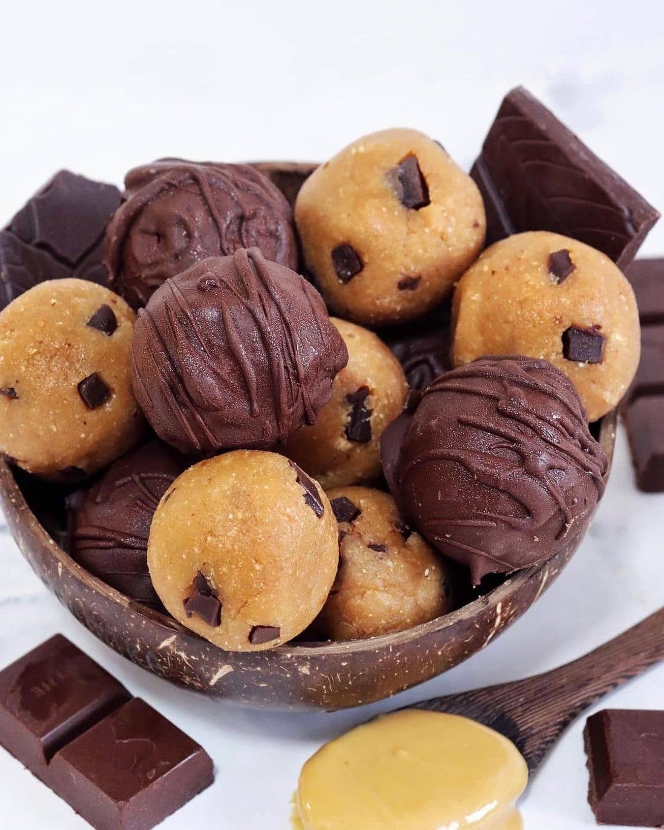 Peanut Butter Chocolate Chip Cookie Dough Balls