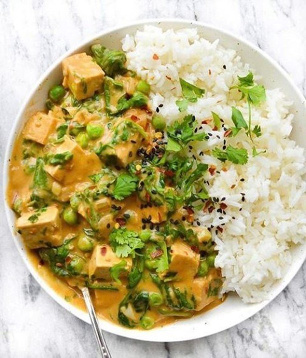 Spicy Peanut Butter Tofu Bowl