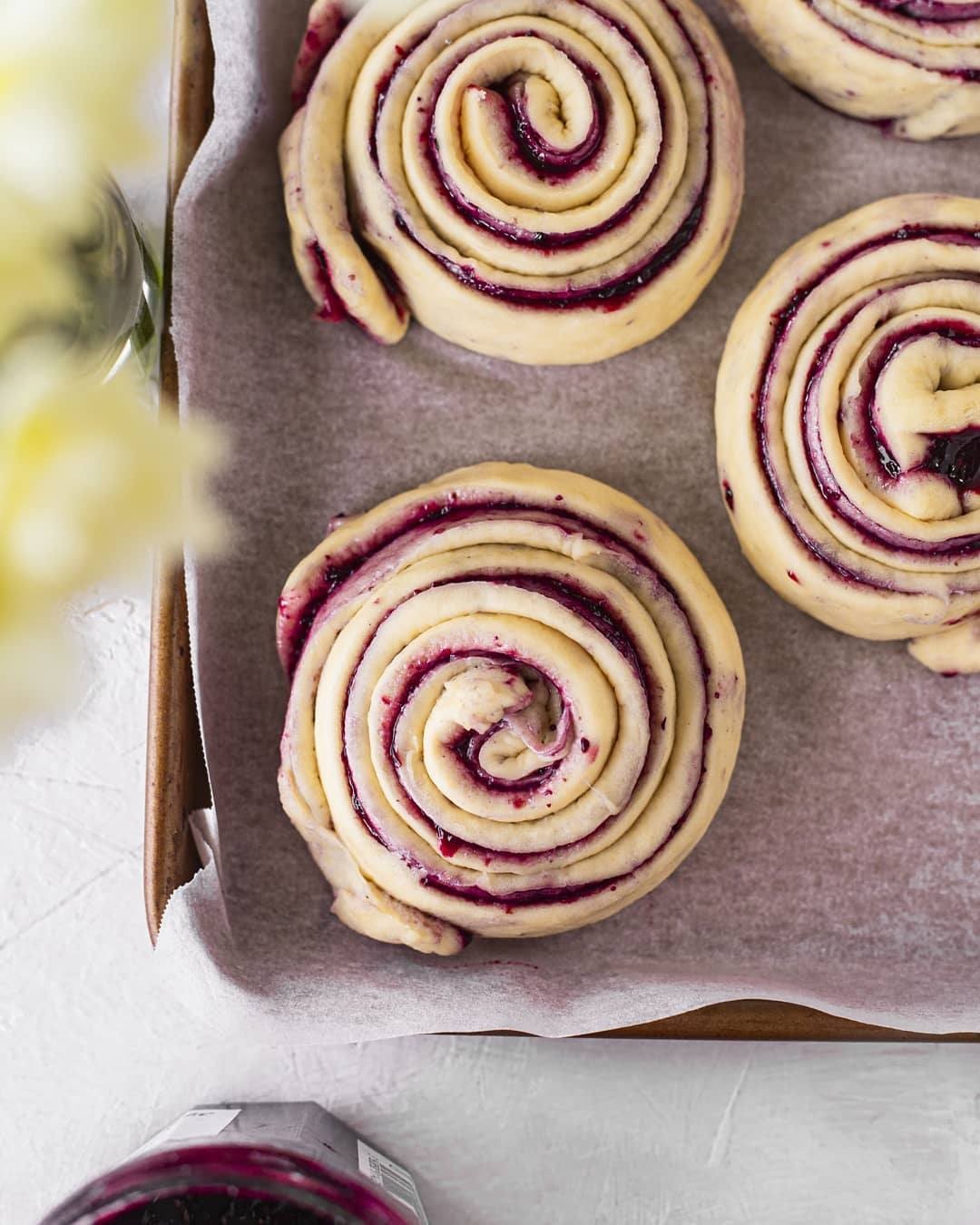 Vegan Berry Swirl Buns