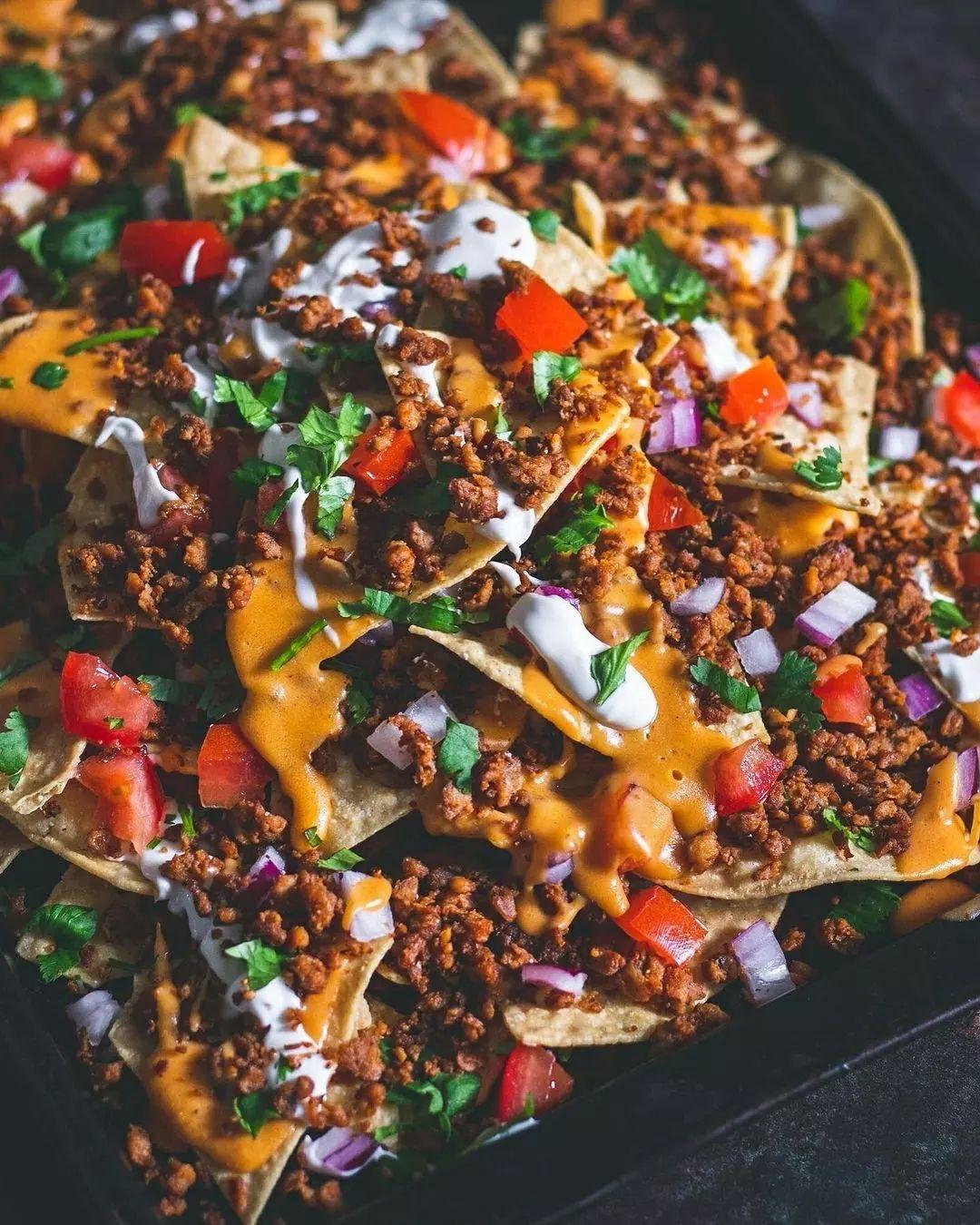 Vegan Cheesy Nachos Supreme