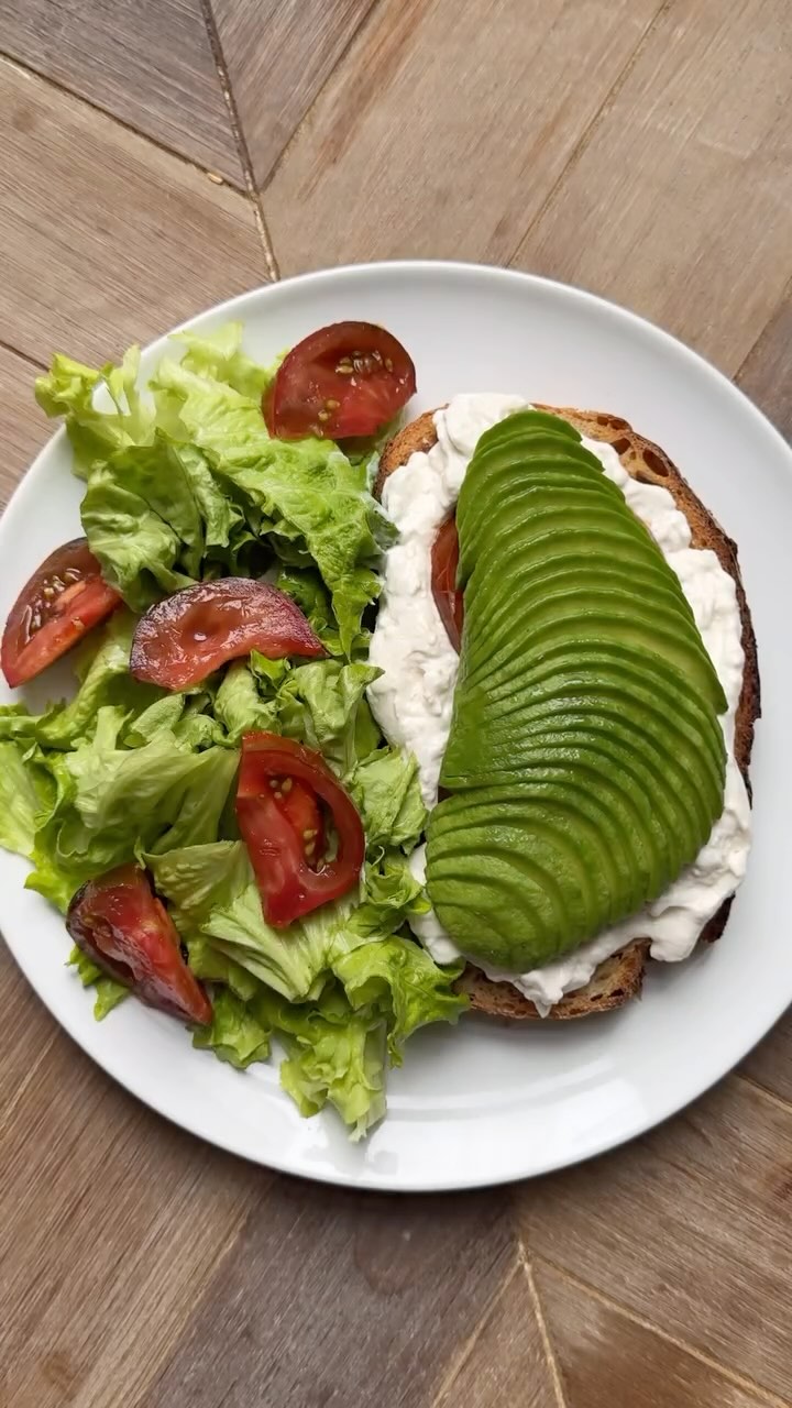 Vegan Avocado and Tomato Breakfast Toast