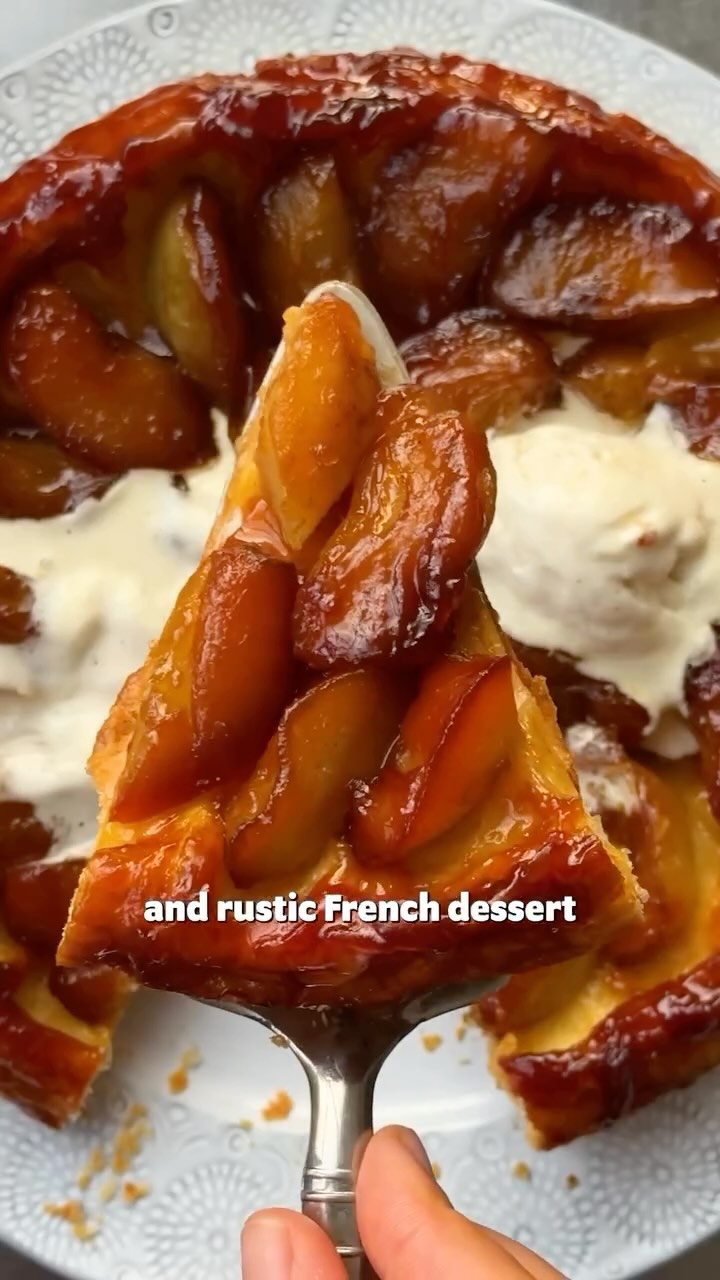 4-Ingredient Vegan Tarte Tatin