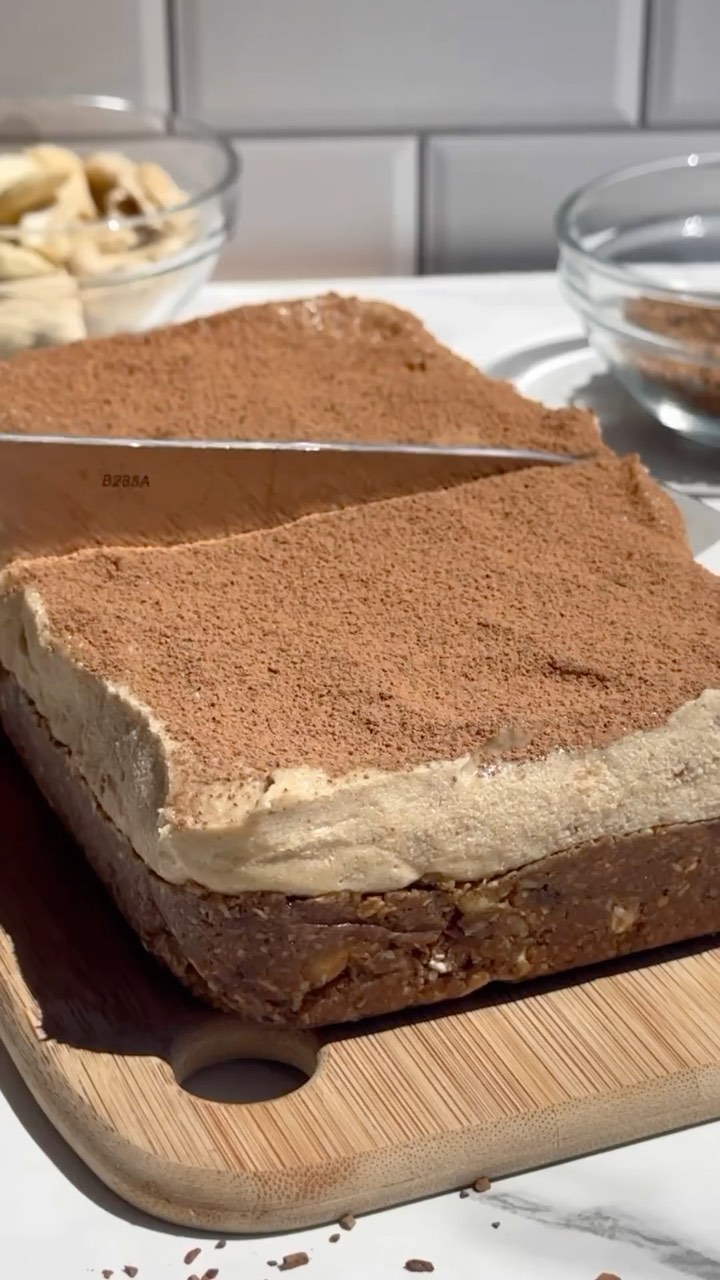 Vegan No-Bake Tiramisu Slice