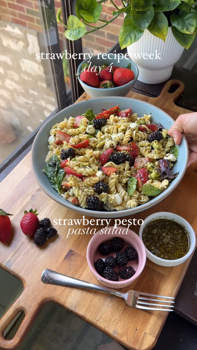Strawberry Pesto Pasta Salad