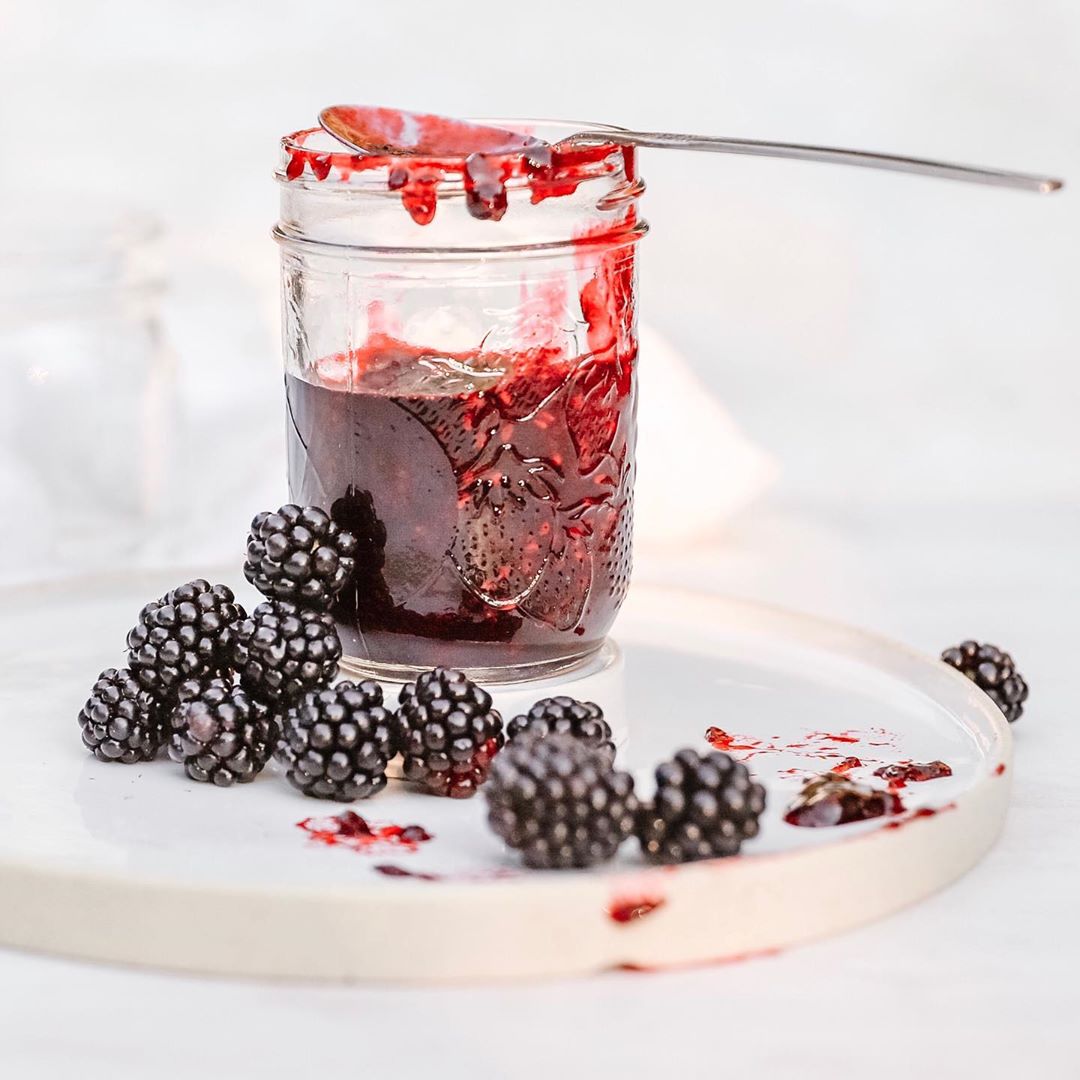 Homemade Blackberry Jam with Reduced Sugar