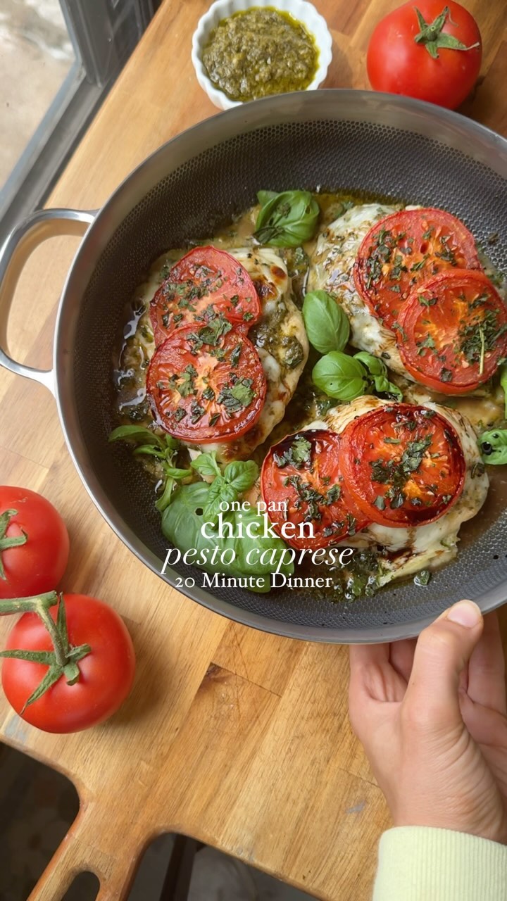 20 Minute One Pan Chicken Caprese Skillet