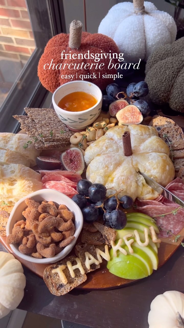 Pumpkin-Shaped Baked Brie