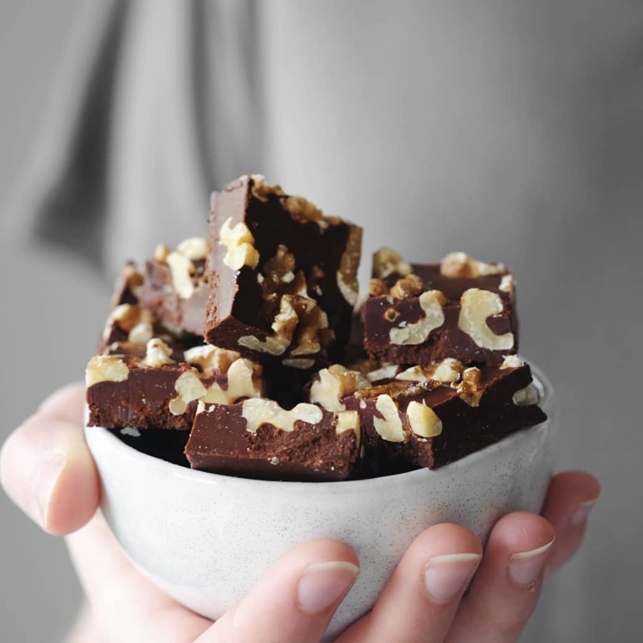 Dark Chocolate Walnut Fudge Bites