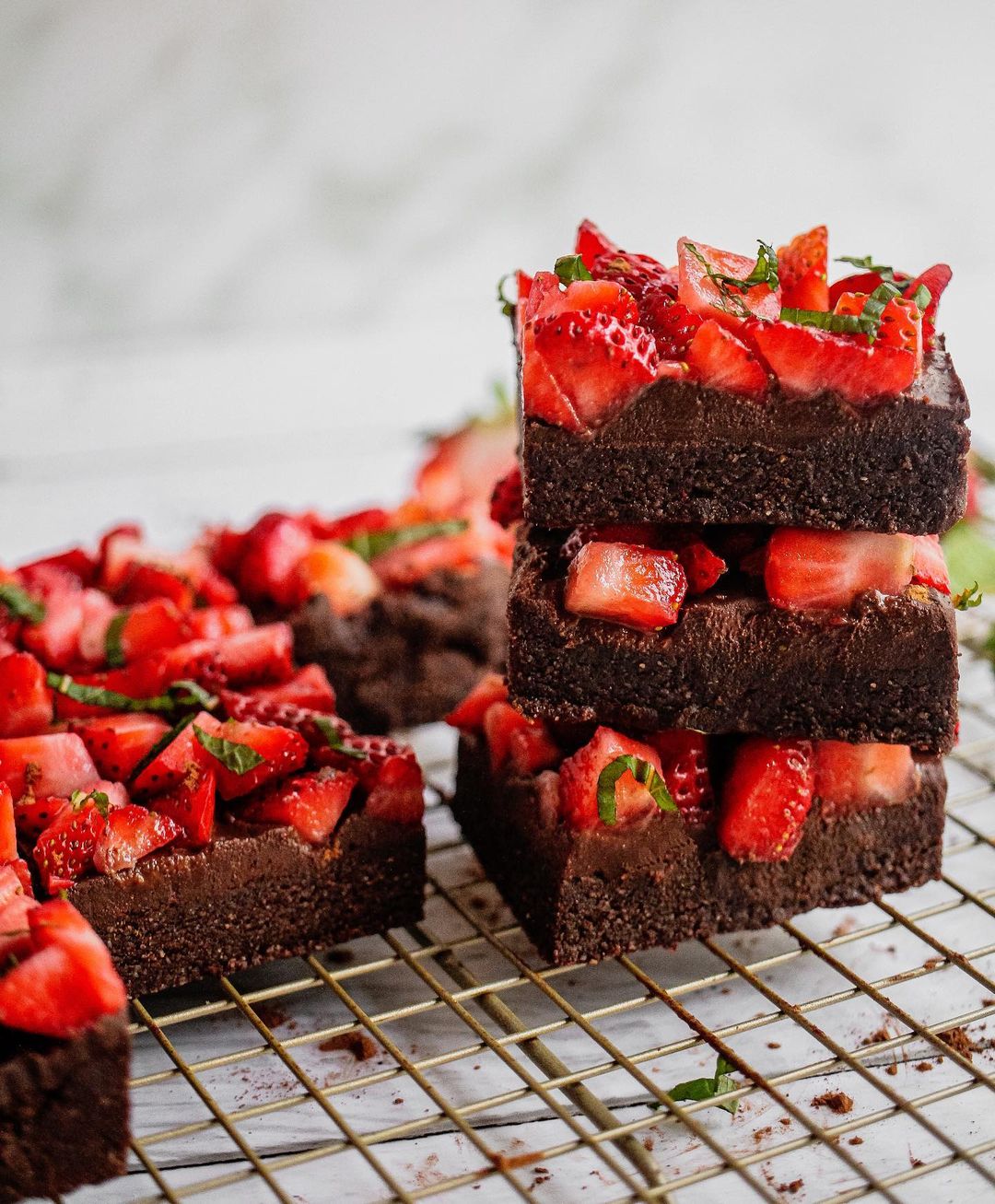 No-Bake Vegan Brownies with Chocolate Ganache