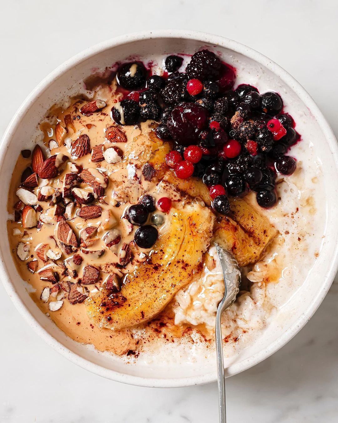 Creamy Vegan Oats with Fried Bananas