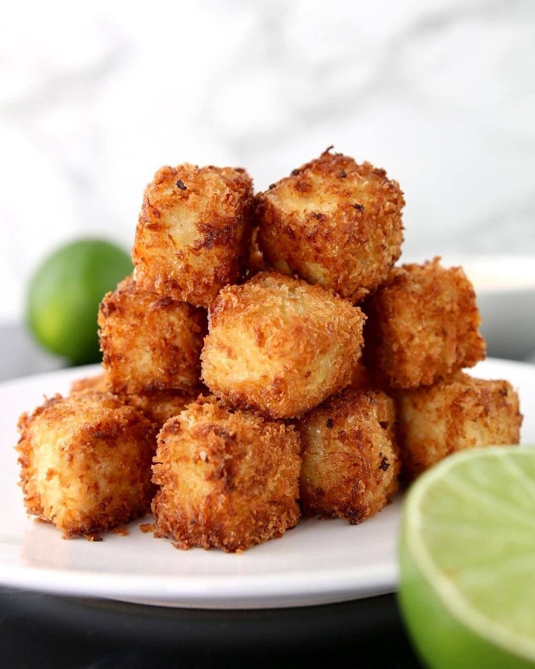 Crispy Tofu with Sriracha Mayo
