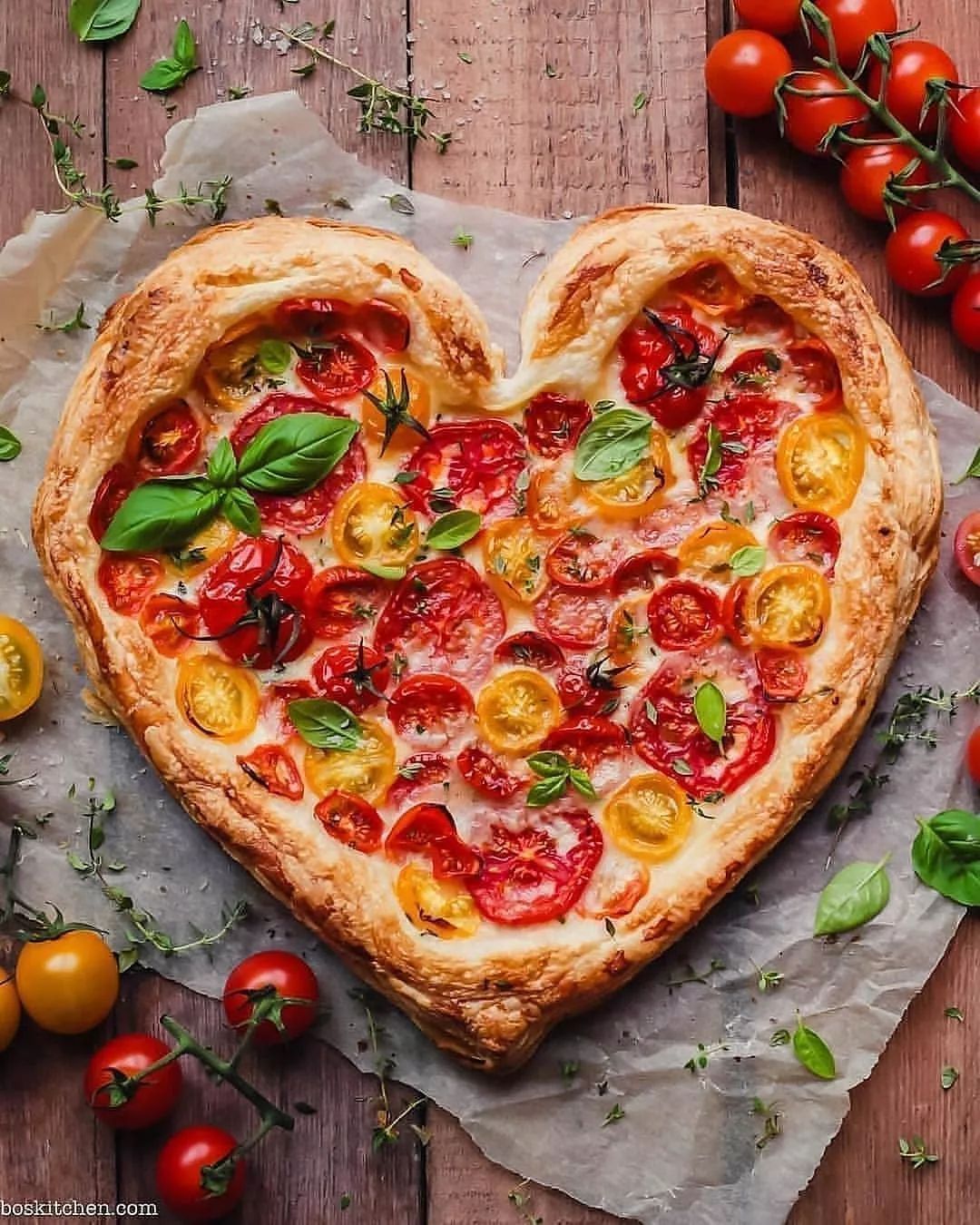 Vegan Tomato Puff Pastry Tart