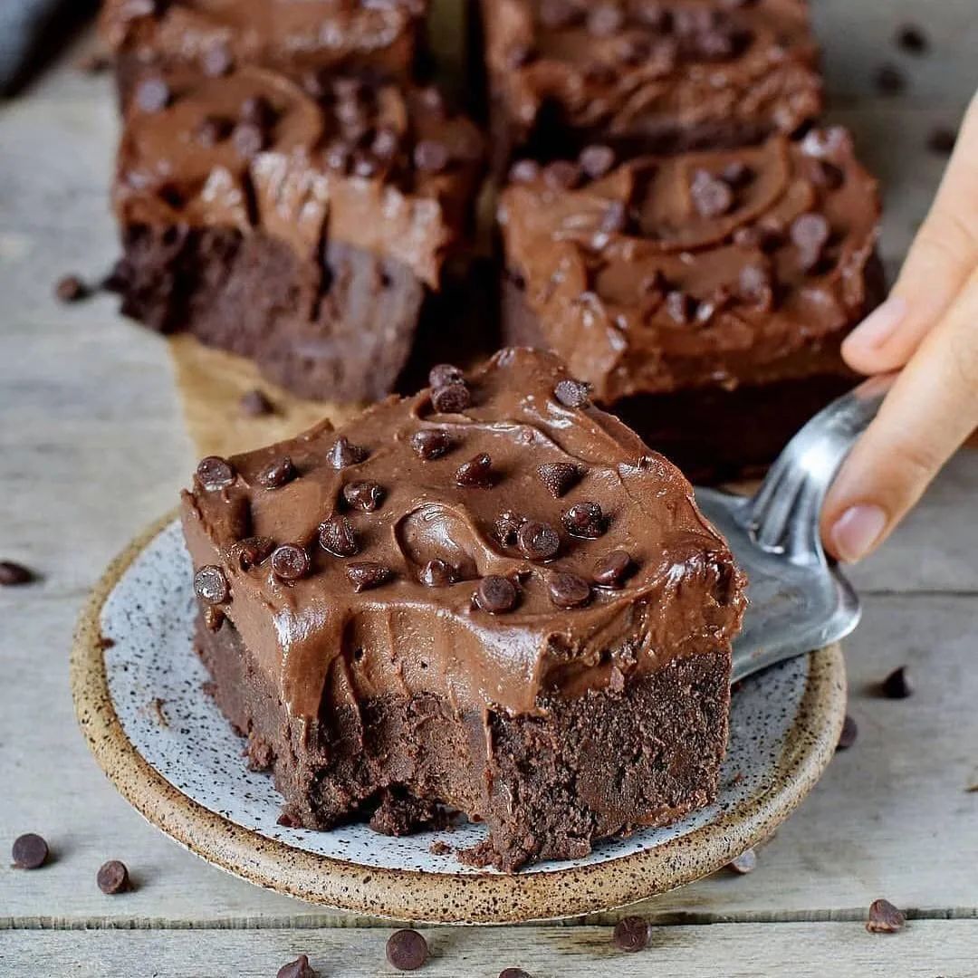 Vegan Fudgy Flourless Brownies