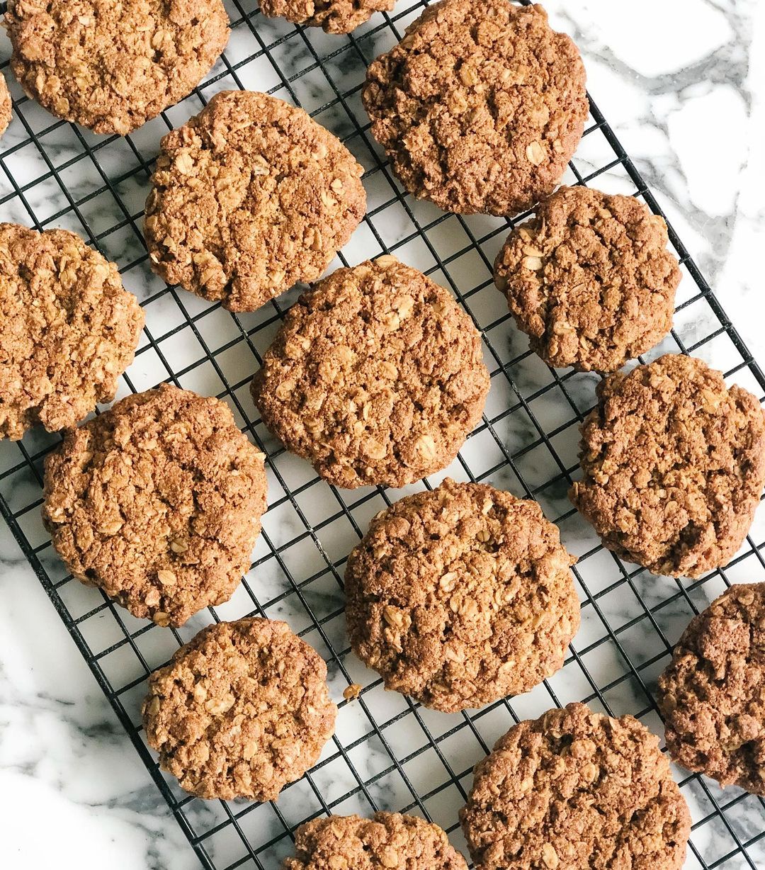 Soft and Chewy Almond Flour Oatmeal Cookies