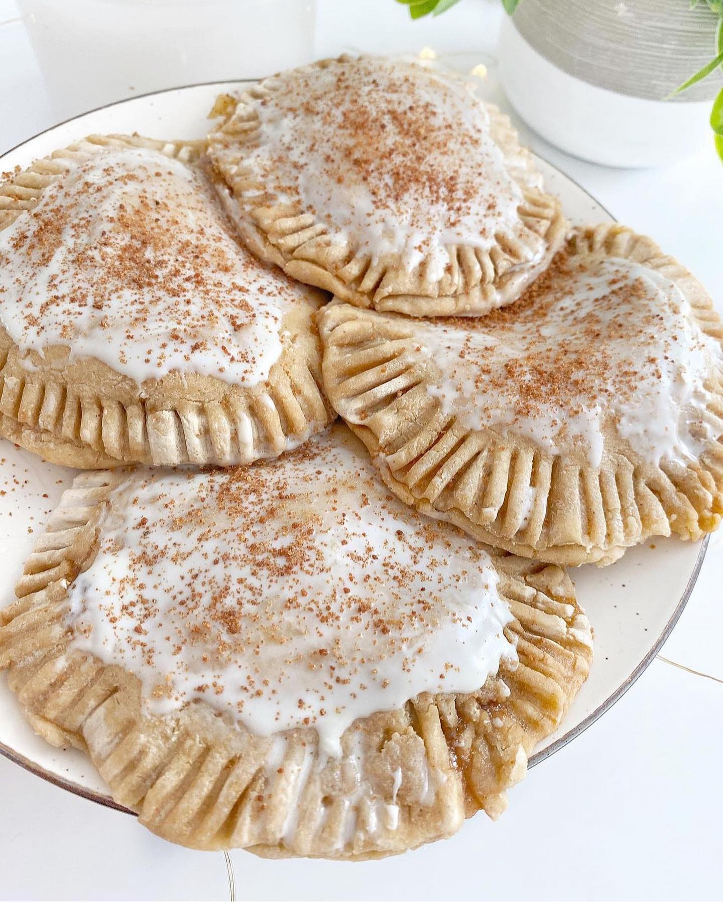 Cinnamon Pear Hand Pies