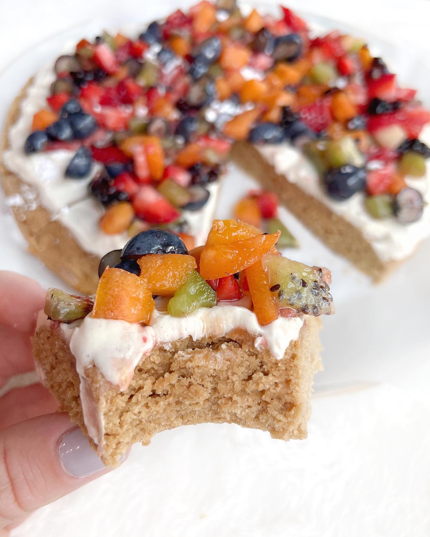Easy Baked Fruit Pizza