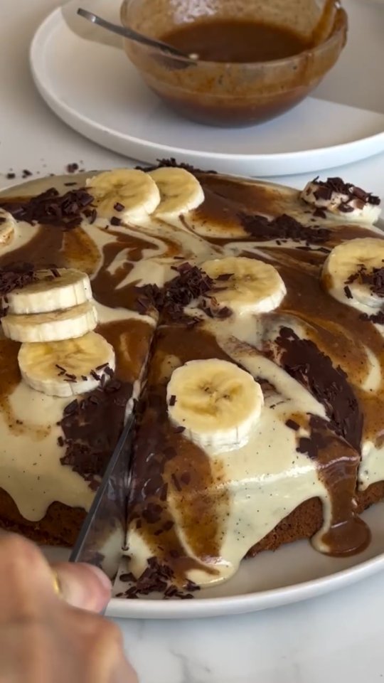 Banoffee Sticky Date Pudding Cake