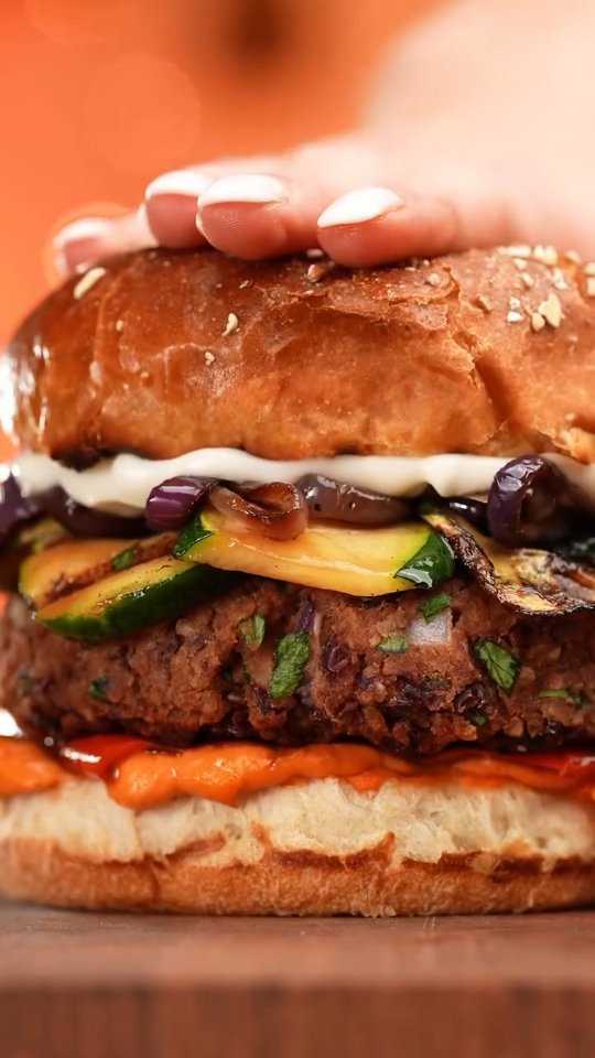 Vegan Kidney Bean Burgers