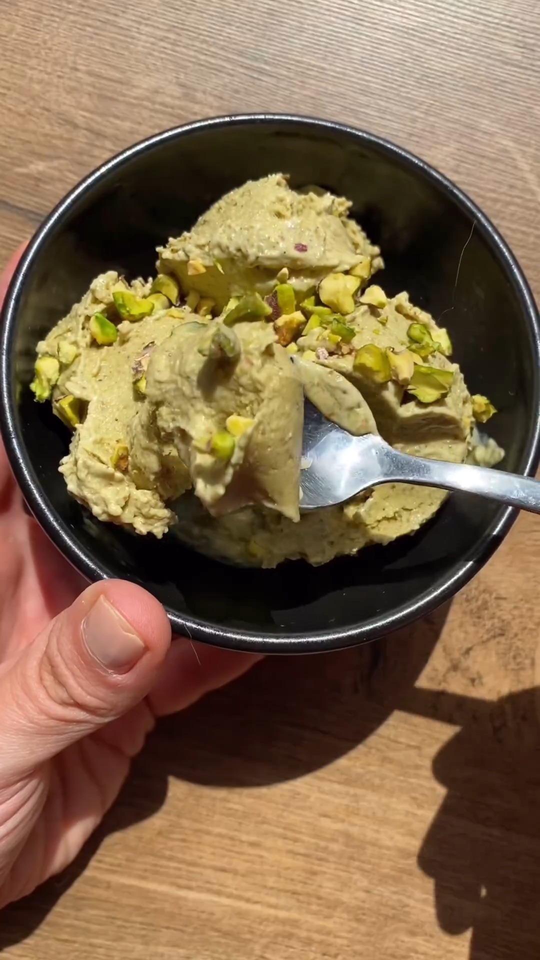 Homemade Pistachio Ice Cream
