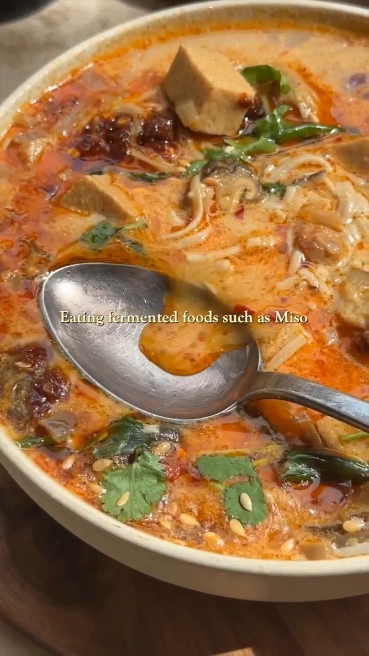 Easy Vegan Miso Soup