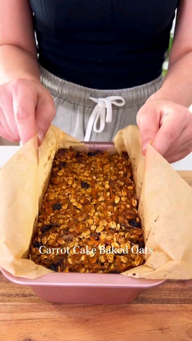 Carrot Cake Baked Oats