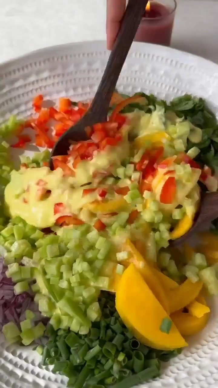 Refreshing Vegan Mango Salad