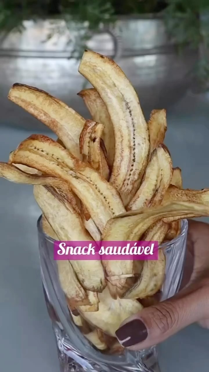 Air Fryer Banana Chips