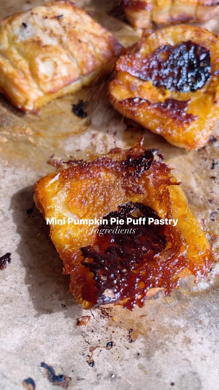 4-Ingredient Mini Pumpkin Pie Puff Pastry