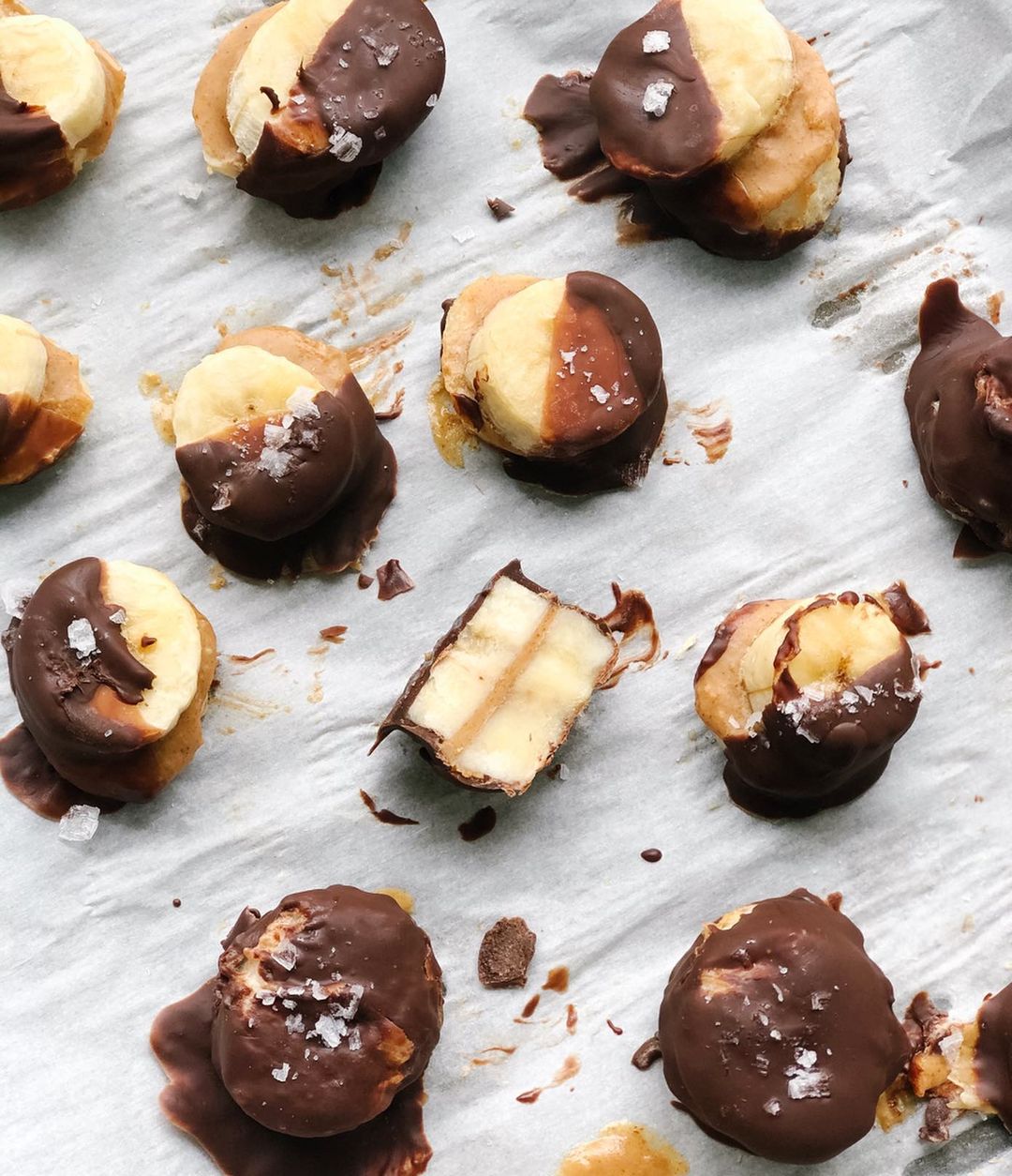 Delicious No-Bake Chocolate Peanut Butter Banana Bites