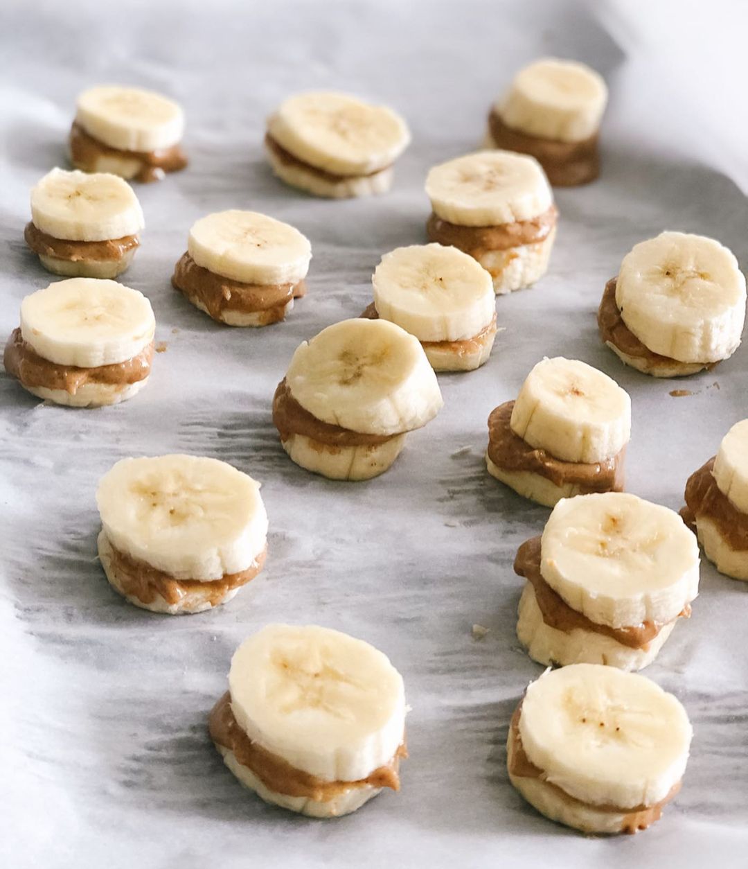 Delicious No-Bake Chocolate Peanut Butter Banana Bites