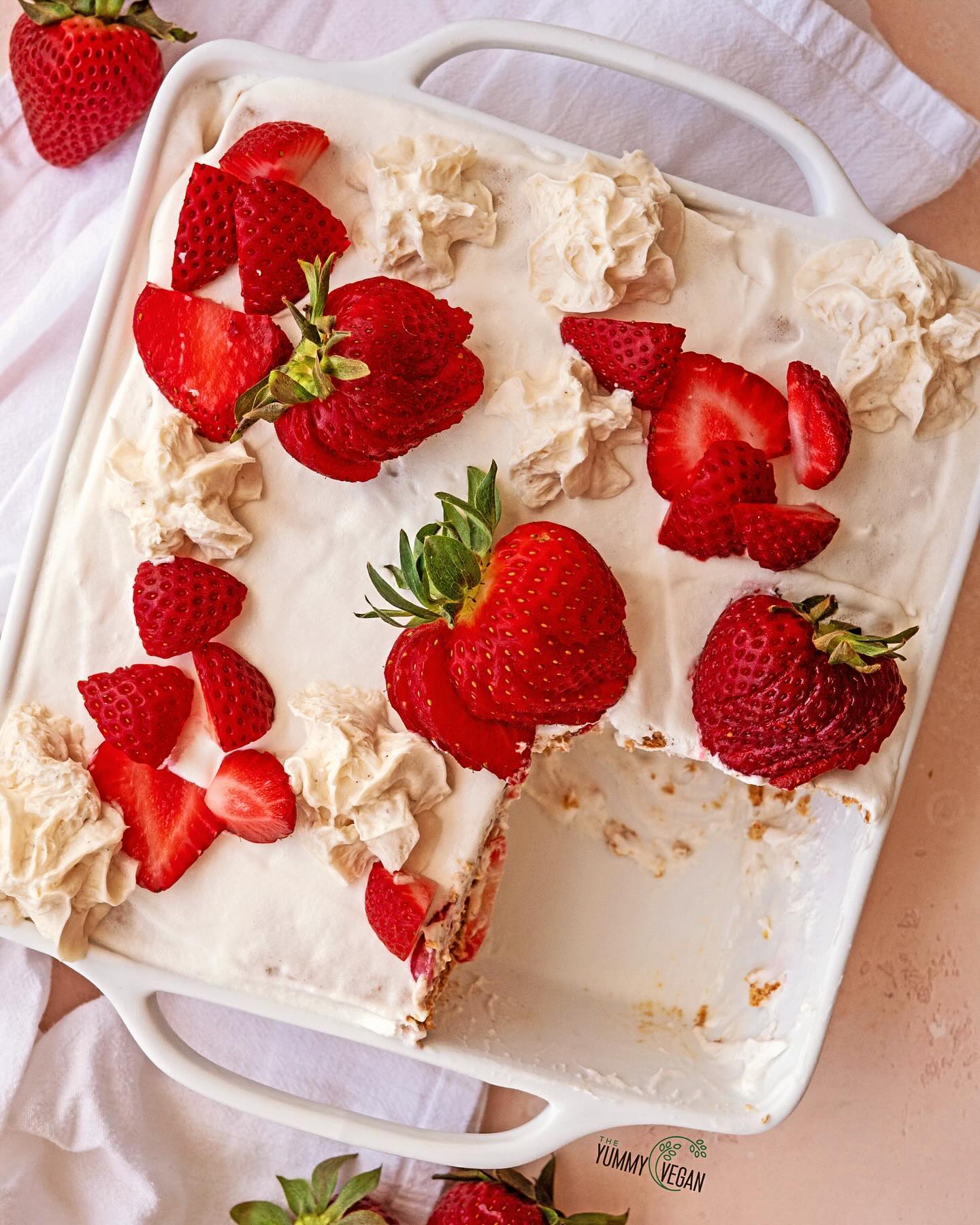 Easy No-Bake Strawberry Icebox Cake