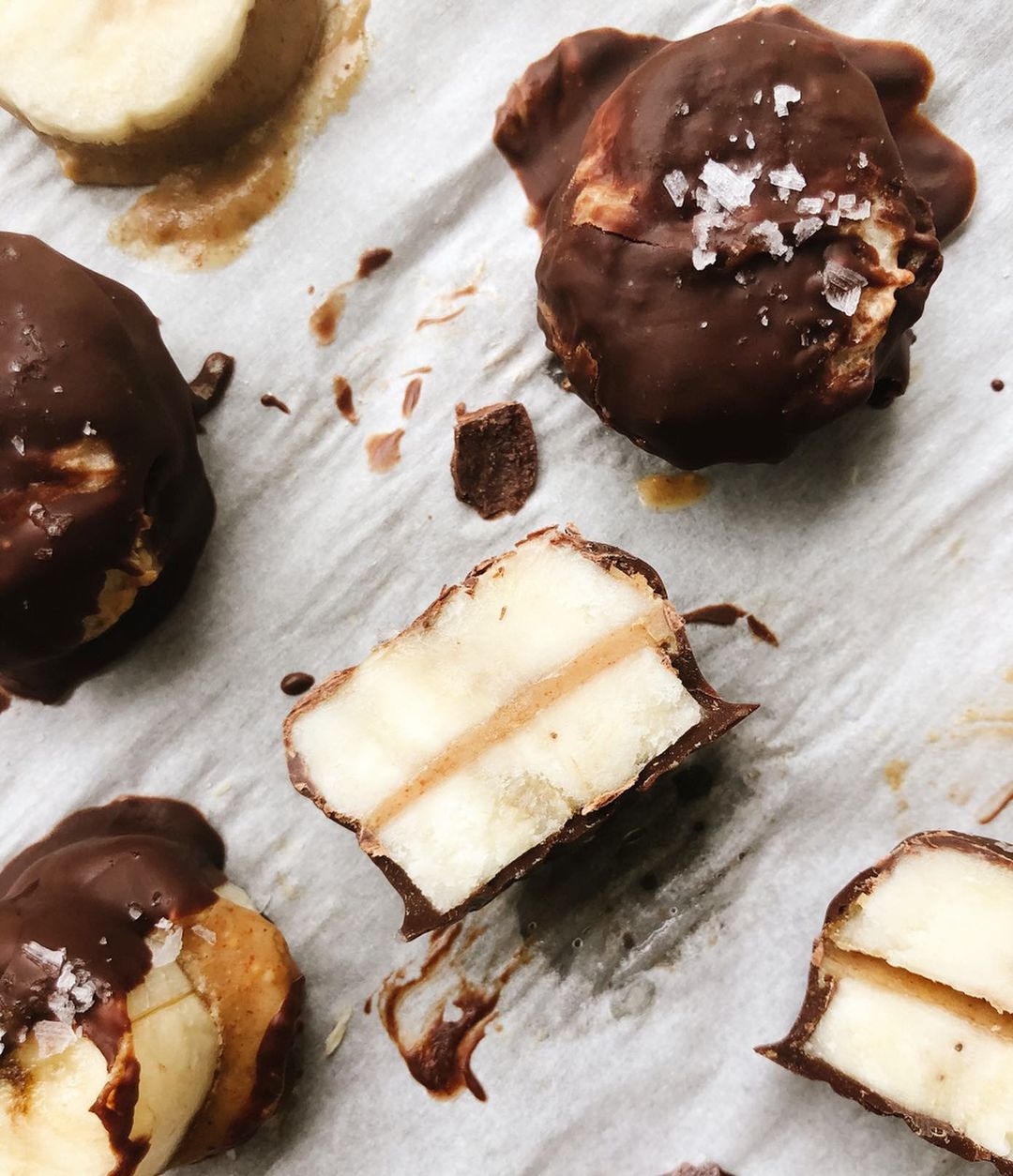 Delicious No-Bake Chocolate Peanut Butter Banana Bites