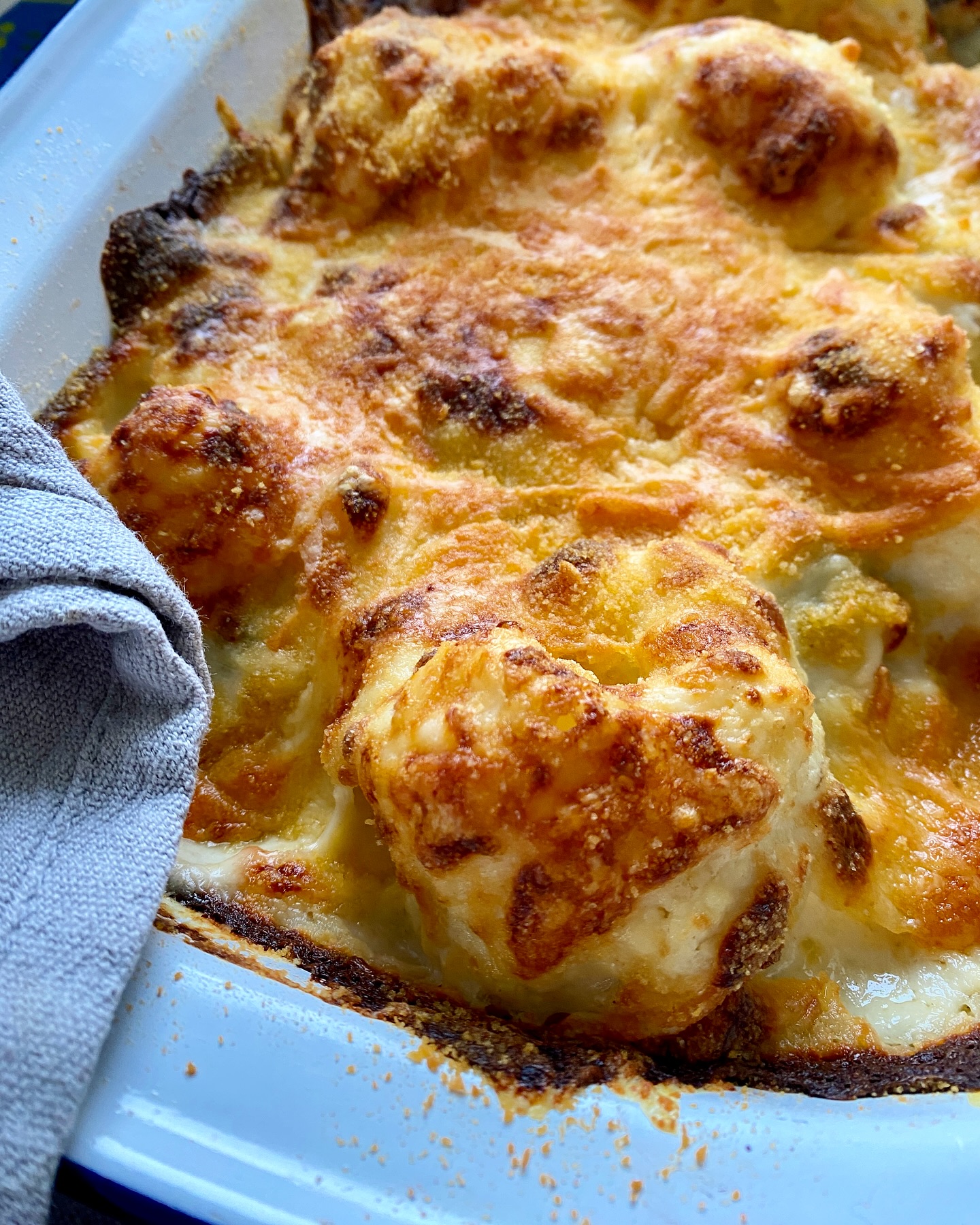 Cauliflower Cheese Leek and Bacon Bake