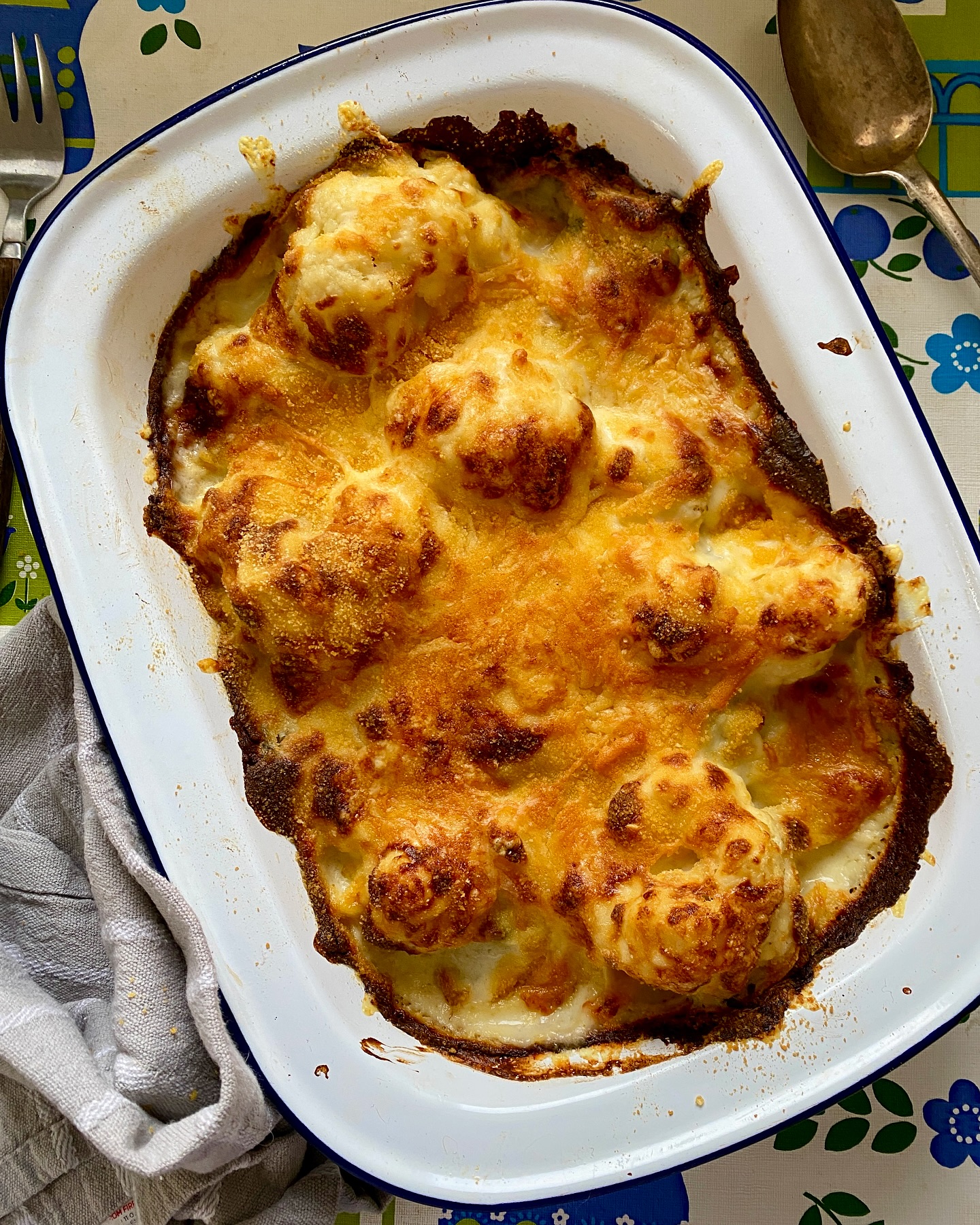 Cauliflower Cheese Leek and Bacon Bake