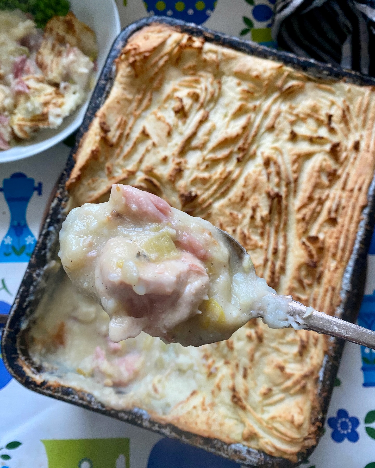 Creamy Chicken and Ham Hock Pie with Mash Topping