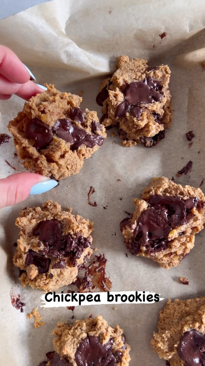 Healthy Chickpea Brookies Snack