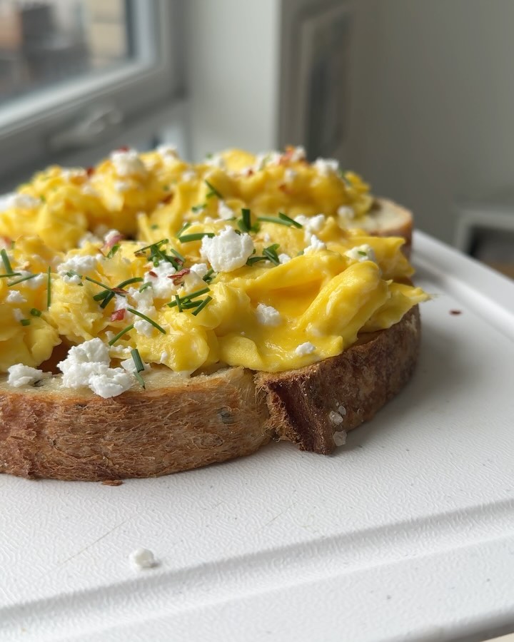 Soft Scrambled Eggs on Toast