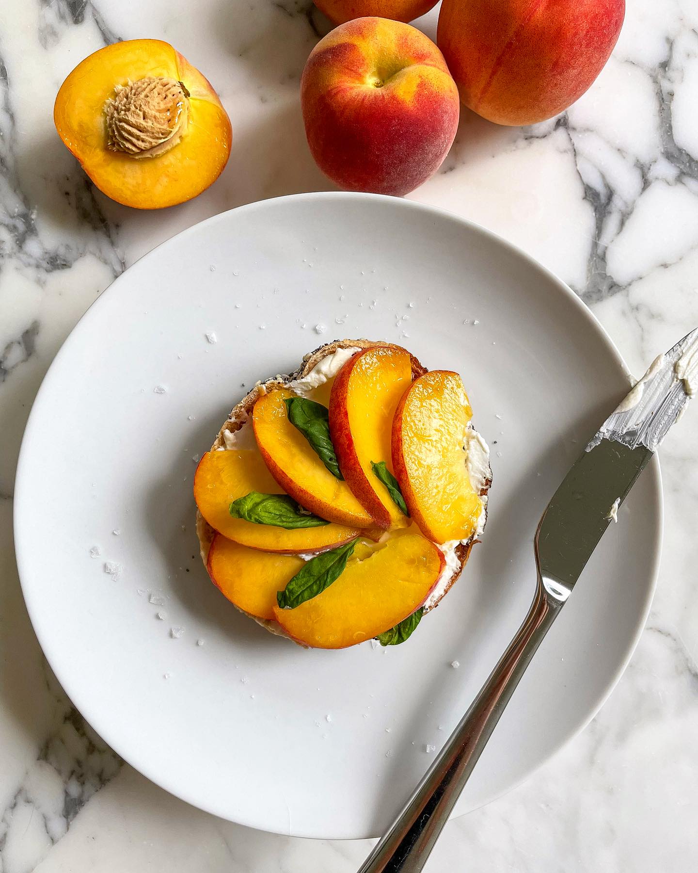 Peach Prosciutto Burrata Salad