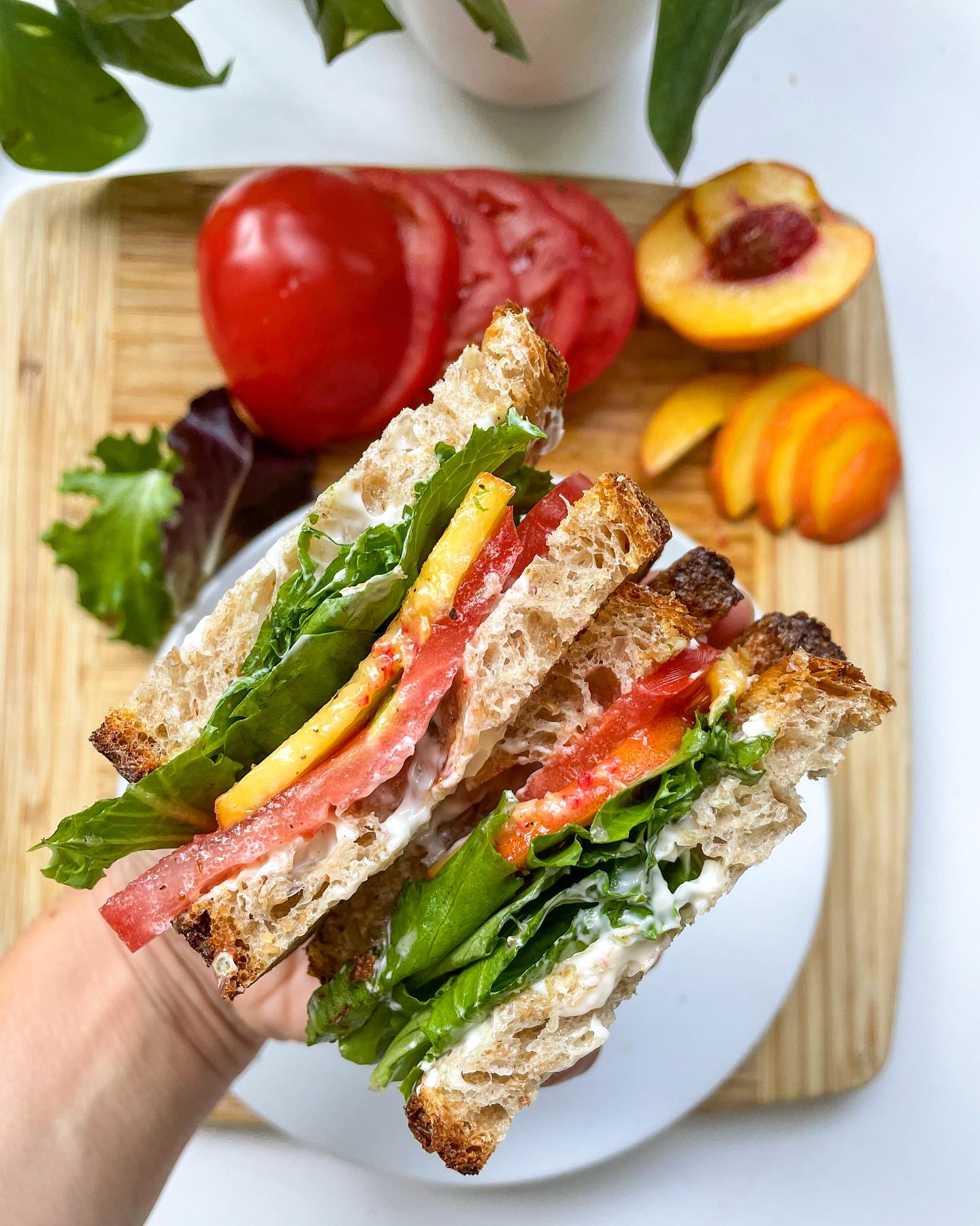 Peach Prosciutto Burrata Salad