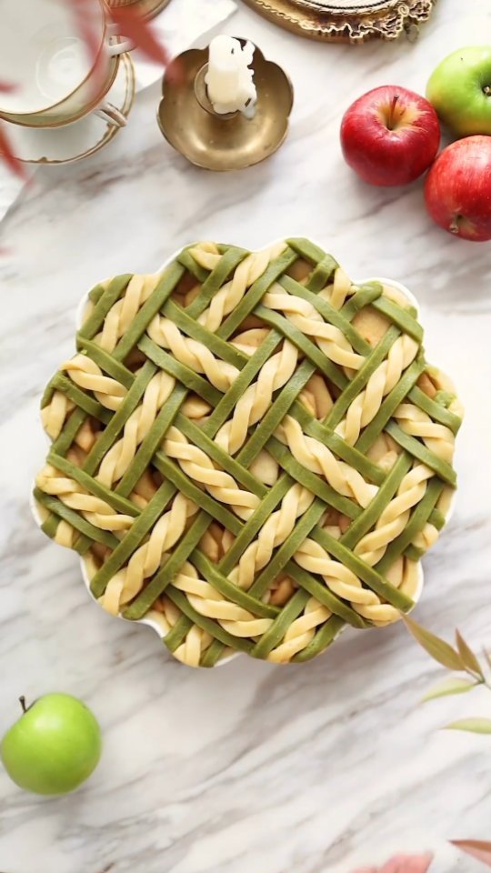 Sweet and Earthy Matcha Apple Pie