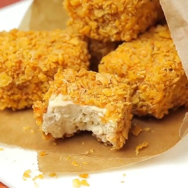 Crispy Baked Vegan Tofu Nuggets