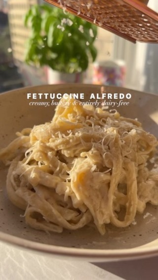 Creamy Vegan Fettuccine Alfredo
